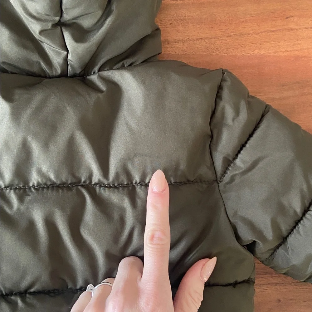 Old Navy baby hooded dino puffer coat dinosaur army green jacket 12-18 months